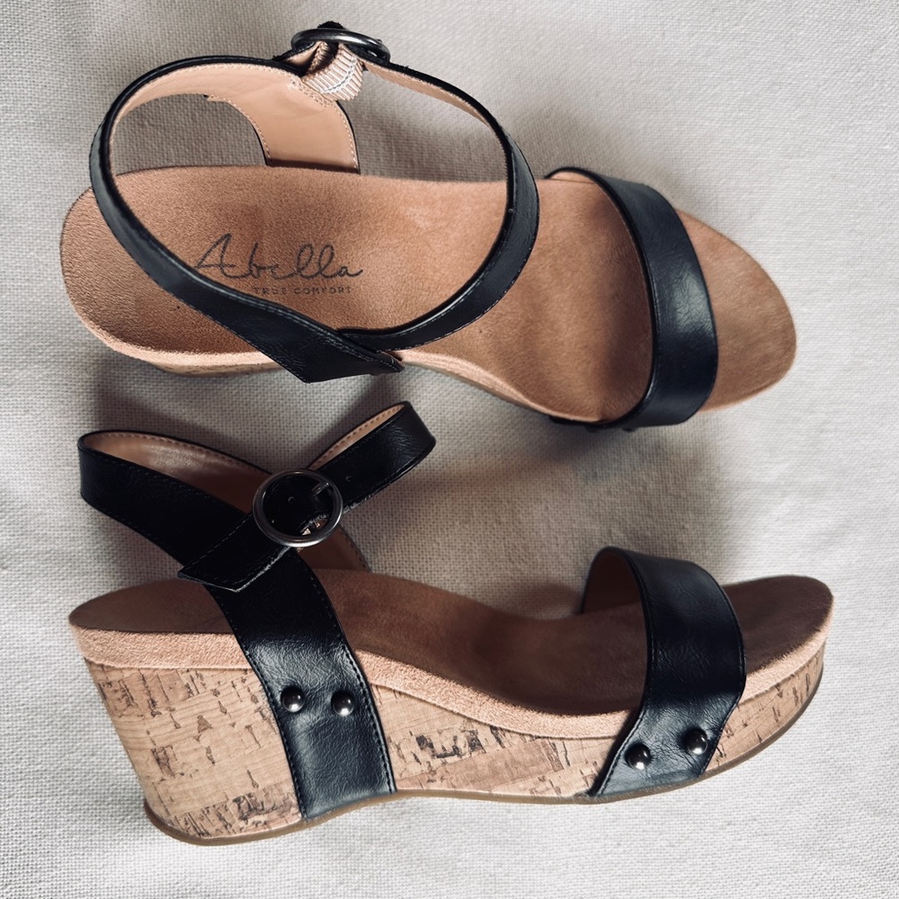 ABELLA True Comfort ‘Daisy’ Studded Cork Wedge | Women’s 8 - Picture 6 of 9